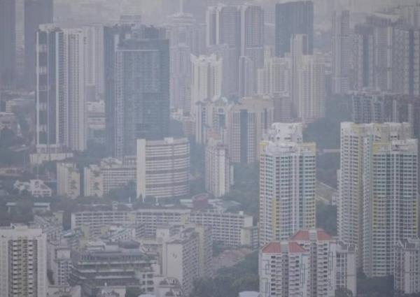 Hazy days ahead? PSI nears 100 on Saturday; NEA says it may increase if wind direction changes