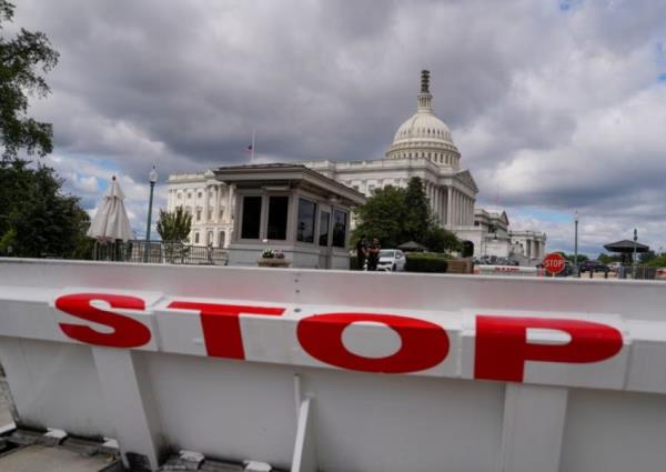 US Co<em></em>ngress passes stopgap bill to avert government shutdown 