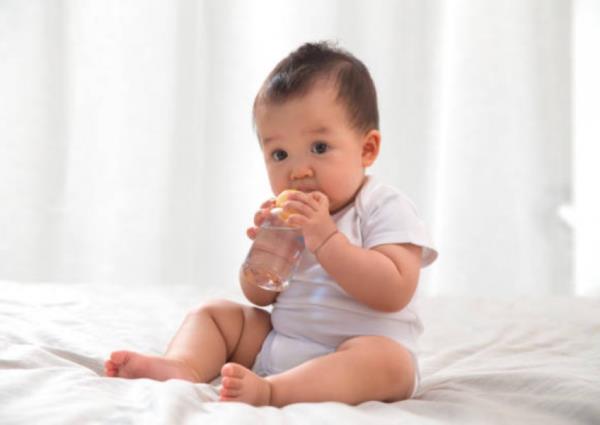 Recognising the telltale signs of dehydration in your baby